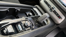 Volvo Xc90 2.0 B6P [300] R DESIGN Pro 5dr AWD Geartronic Petrol Estate